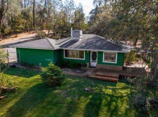 16370 Trail Dr, Redding, CA 96001