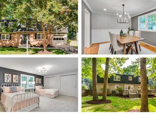 10214 Dundalk St, Fairfax, VA 22032