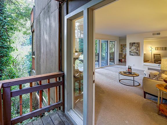 4th image of 222 Glen Dr