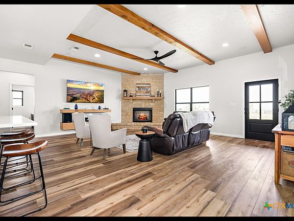 3rd image of 101 Private Road 830