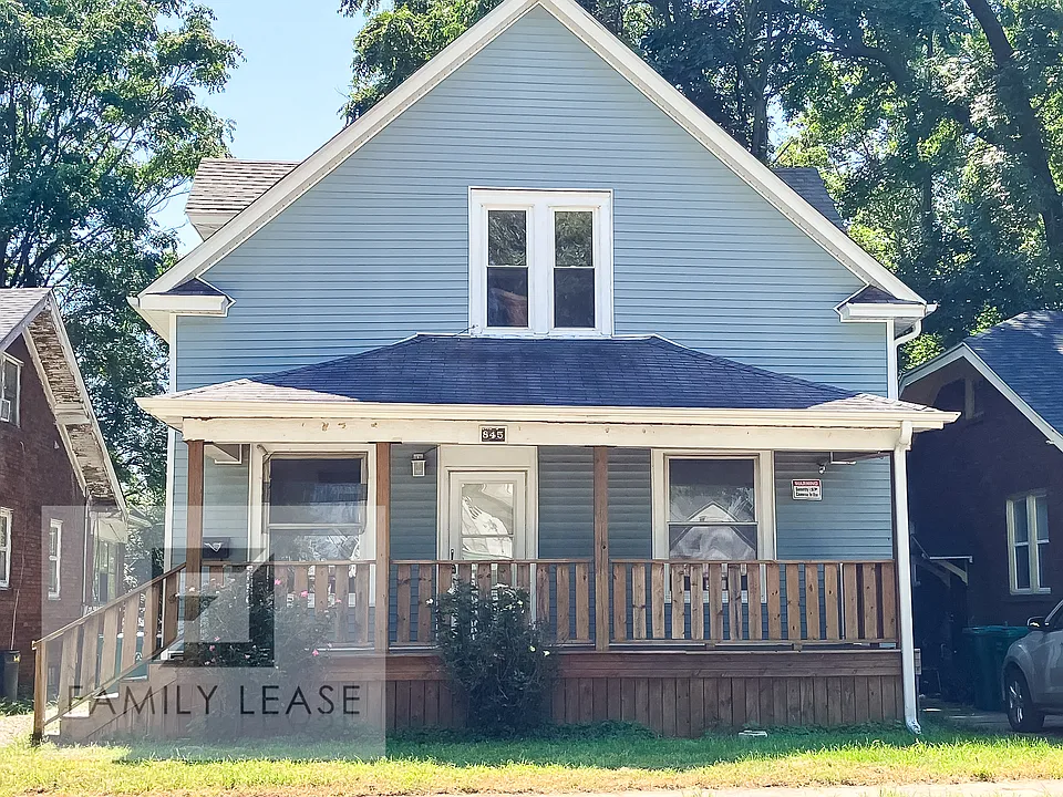 845 W Leafland Ave