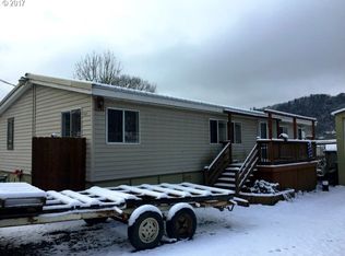 3686 NW Joseph St, Roseburg, OR 97470