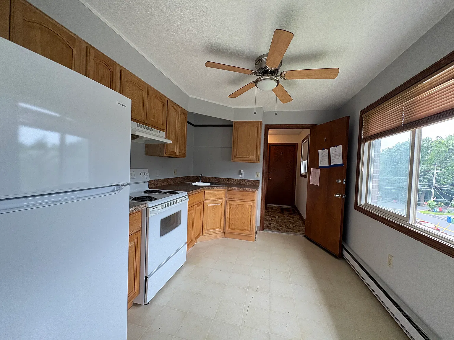 26 Judith Ln — Photo 2