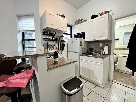 Rented by Compass | media 3