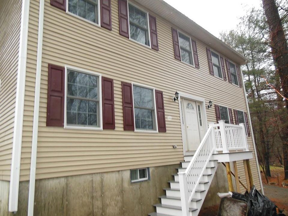 1st image of 665 Essex Ave #A