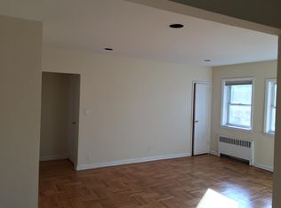 261 Shore Rd, Long Beach, NY 11561