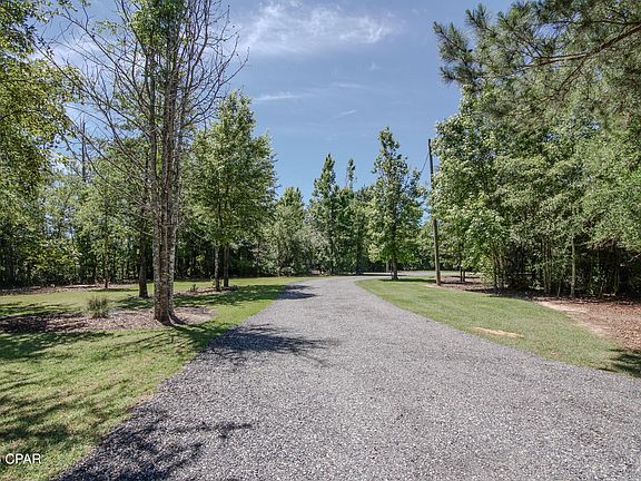 2nd image of 17103 NW Chipola Heights Rd