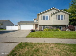 9099 N Ramsgate Ln, Hayden Lake, ID 83835