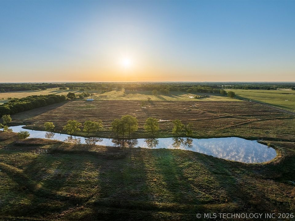 1st image of 5 N 300th Rd