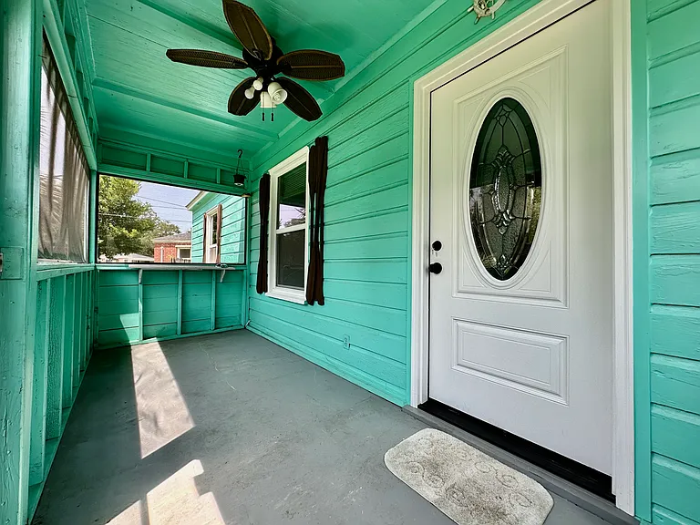 219 NW Gilliland Rd — Photo 4