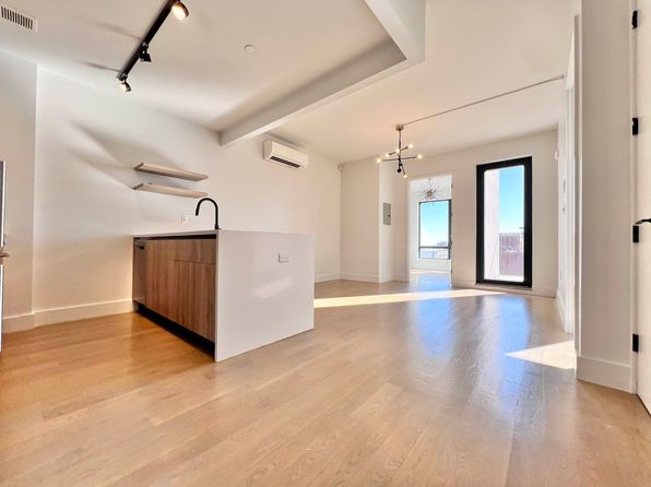 2807 Snyder Ave #5C