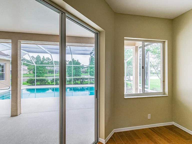 10559 Greencrest Dr — Photo 25