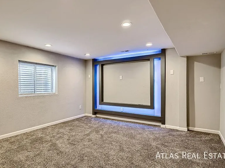 6948 Fountain Ridge Cir — Photo 8