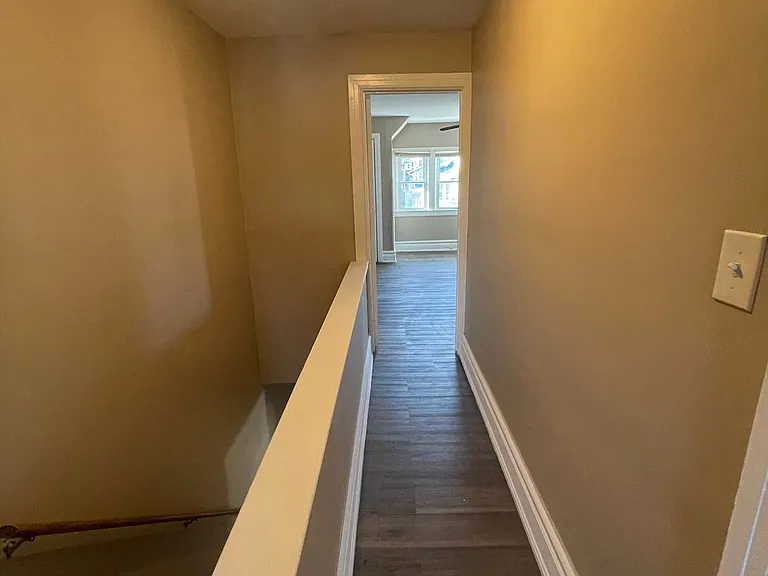 1610 W Walnut St #2 — Photo 4