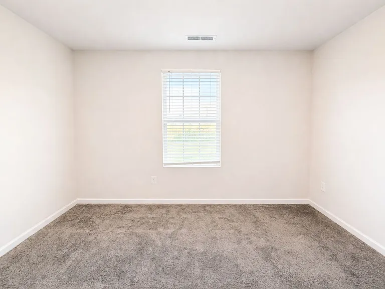 193 Brentwood Dr — Photo 10
