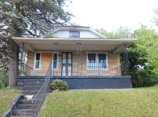 946 E Bundy Ave, Flint, MI 48505