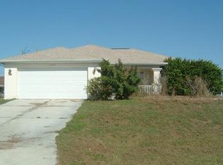 1409 NE 10th Ter, Cape Coral, FL 33909