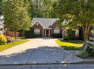 2628 Cascade Cove Dr, Buford, GA 30519