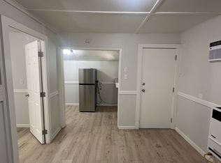 4040 4th St #4040, Riverside, CA 92501