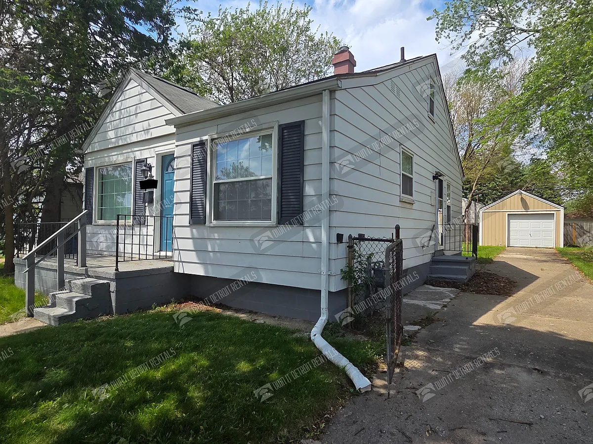 Building Photo - 7211 Paige Ave