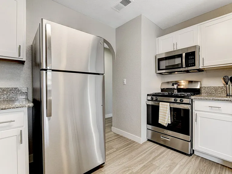 Talesai Apartments — Photo 7