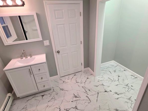 manchester-new-hampshire-95346584 picture