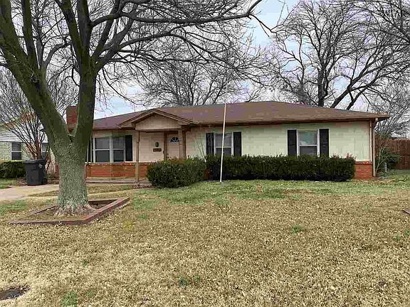 2nd image of 1206 Glendora Dr