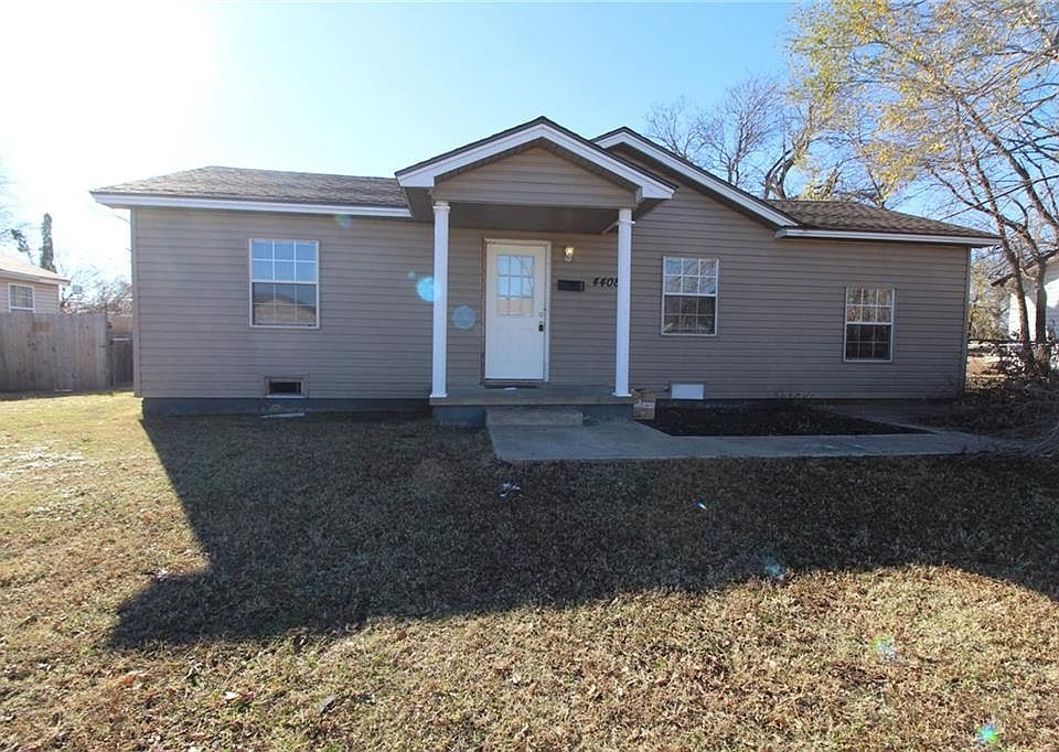 1st image of 4408 SE 40th St