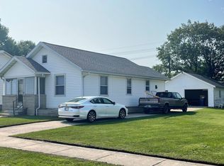 2209 E 4th St, Mishawaka, IN 46544
