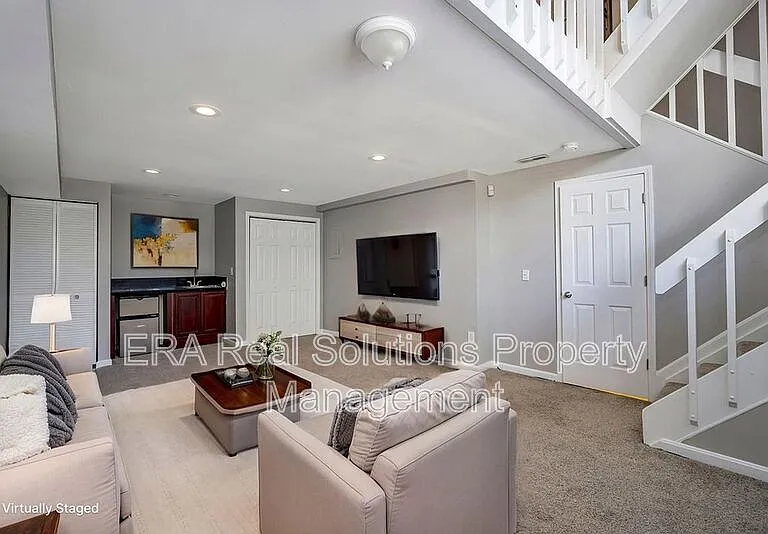 2132 Gilbert Ave #A — Photo 19
