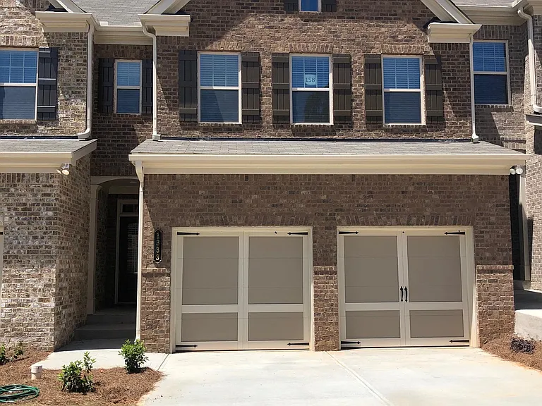 1333 Endicott Ct — Photo 1