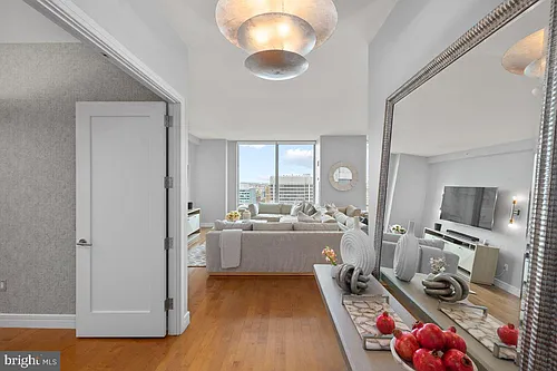 1414 S Penn Sq #25CDE Photo 1