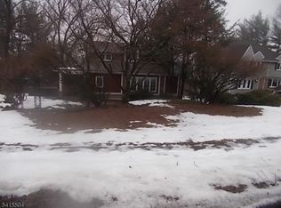 634 Fairmount Ave, Chatham, NJ