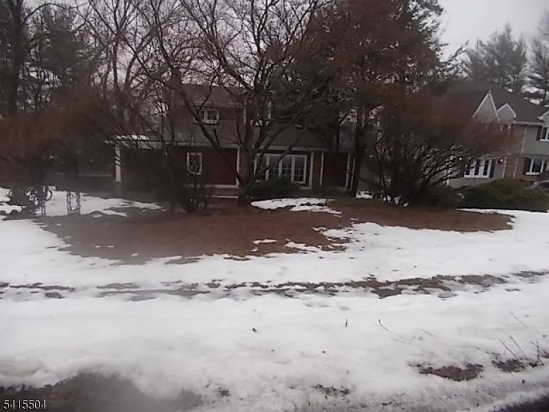 634 Fairmount Ave photo 1