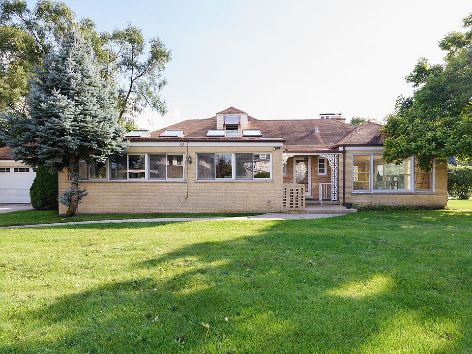 1st image of 6755 N Minnehaha Ave