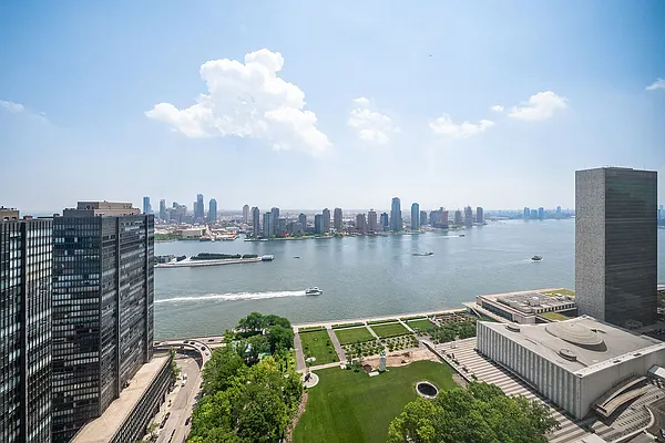 Sold by Corcoran | media 15