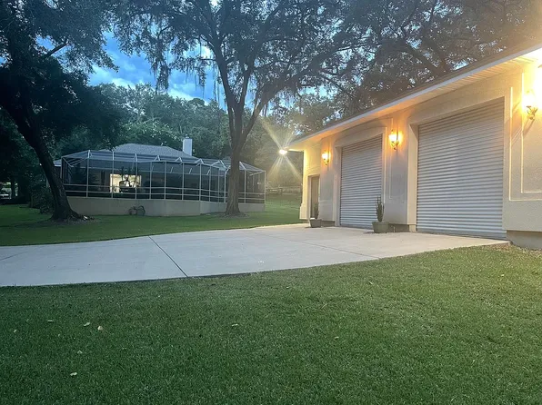 8225 Queen Anna Dr, Tallahassee, FL 32317