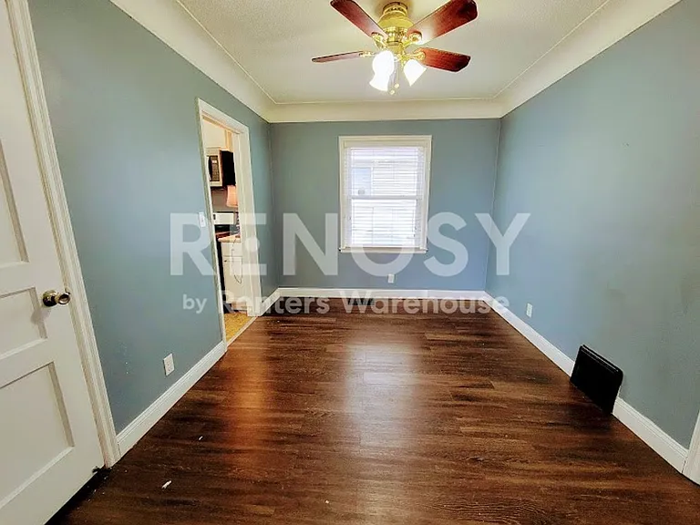 875 Agate St — Photo 3