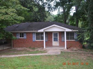 805 S Spring St, Swansea, SC 29160