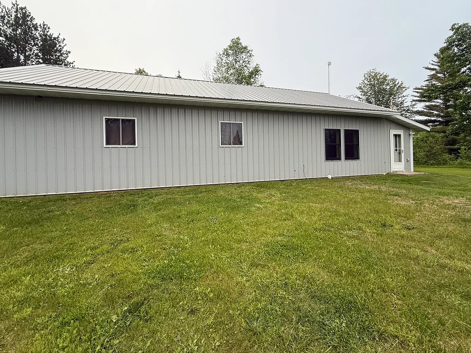 52846 US Highway 41 — Photo 3
