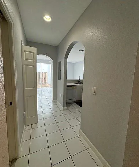 15786 SW 40th St #73 — Photo 5