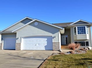 4820 S Dunlap Ave, Sioux Falls, SD 57106