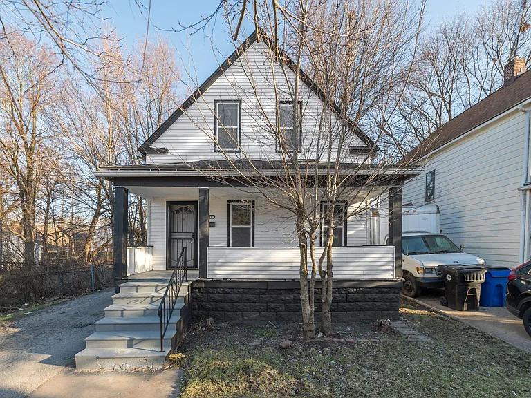 9701 Heath Ave — Photo 1