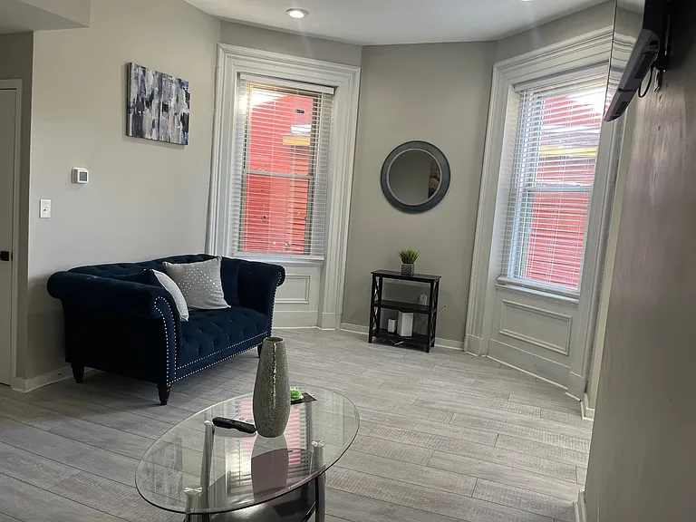 1104 Sheffield St #1 — Photo 15