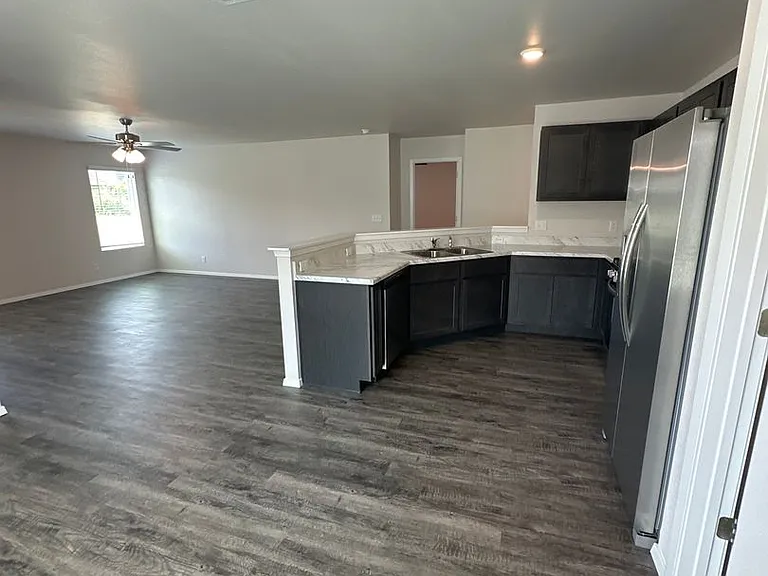 8109 E Oakland St — Photo 9