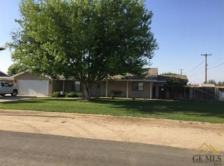 2524 Curnow Rd, Bakersfield, CA 93313