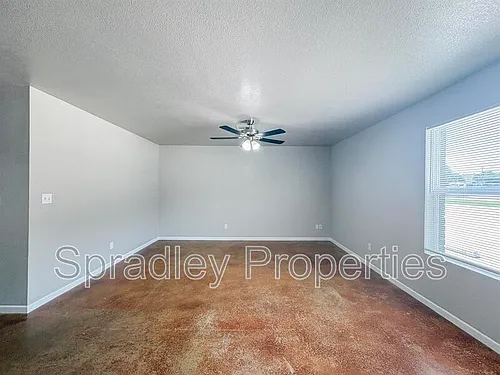 255 E 5th Ave Photo 1