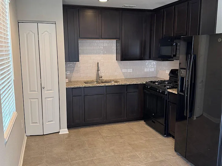 361 Ferrule Dr #B — Photo 3