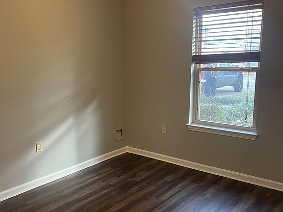 5th image of 2841 N Sunny Ln