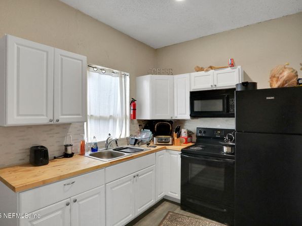 jacksonville-florida-44464440 picture